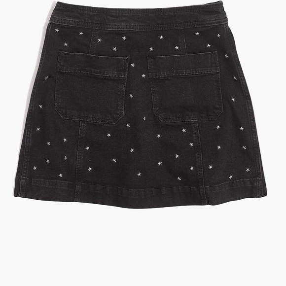 Madwell star stud jean skirt. Size 2 - Picture 3 of 10
